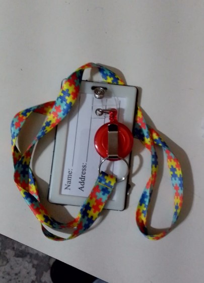 Cordo Autismo Com Porta Crach  Emborrachado - Beleza e Esporte     Cod. Cordo Autismo Com Porta Crach Emborrachado